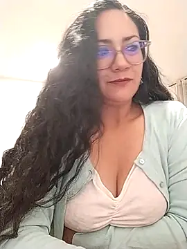 Snapshot of Salma-sweet chatting on 3, 8, 2026 Salma-sweet online show from 3, 8, 2026