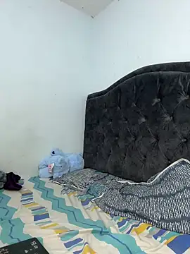 Snapshot of two_cam_latin chatting on 25, 2, 2026 two cam latin online show from 25, 2, 2026