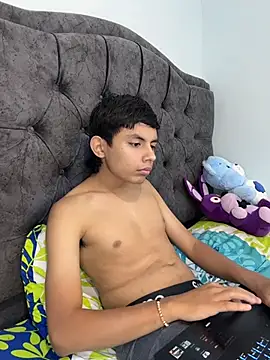 two cam latin online show from 6, 3, 2026