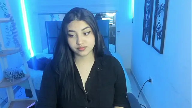 Snapshot of bloom_winxx chatting on 10, 2, 2026 bloom winxx online show from 10, 2, 2026