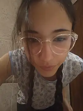 isaaabelaaa online show from 7, 3, 2026