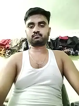 Snapshot of loyalboy_0052 chatting on 5, 6, 2026 loyalboy 0052 online show from 5, 6, 2026