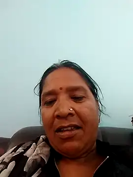 Snapshot of Loomaraj chatting on 14, 5, 2026 Loomaraj online show from 14, 5, 2026