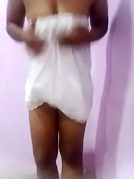 Malee S online show from 2, 4, 2026