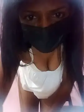 Snapshot of Malee_S chatting on 22, 4, 2026 Malee S online show from 22, 4, 2026