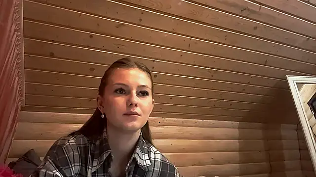 Snapshot of TessSamul chatting on 14, 4, 2026 TessSamul online show from 14, 4, 2026