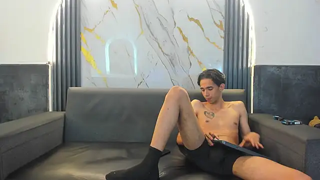 Isaak 26 online show from 13, 3, 2026