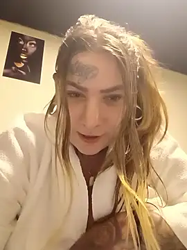 Snapshot of evvys2 chatting on 11, 2, 2026 evvys2 online show from 11, 2, 2026