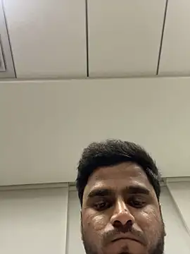 hassuniii online show from 11, 2, 2026