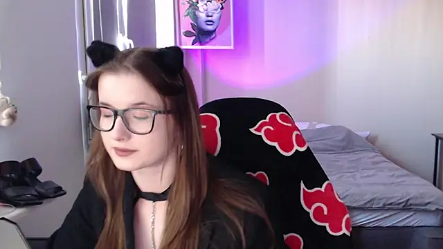 Snapshot of LunaXcherry chatting on 27, 5, 2026 LunaXcherry online show from 27, 5, 2026