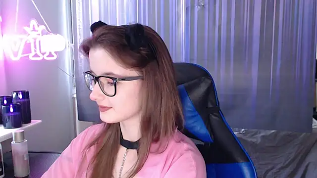 LunaXcherry online show from 29, 6, 2026