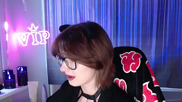 LunaXcherry online show from 20, 7, 2026