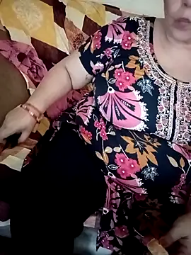 Snapshot of Simran_008 chatting on 16, 4, 2026 Simran 008 online show from 16, 4, 2026