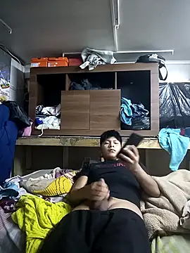 Fernando Yoo online show from 25, 3, 2026