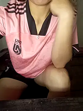 Lavi sexy07 online show from 14, 4, 2026