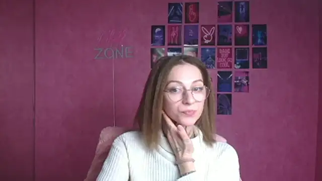 Snapshot of Esmi_Winter chatting on 13, 2, 2026 Esmi Winter online show from 13, 2, 2026