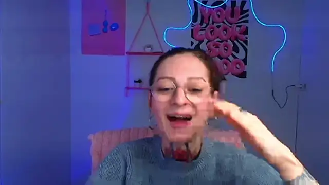 Snapshot of Esmi_Winter chatting on 15, 2, 2026 Esmi Winter online show from 15, 2, 2026