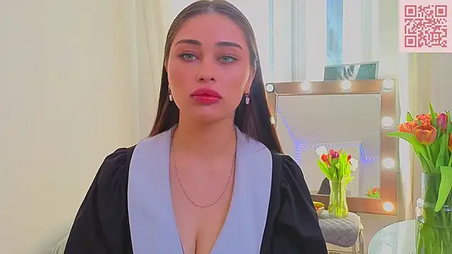 Sofia Plump online show from 10, 3, 2026