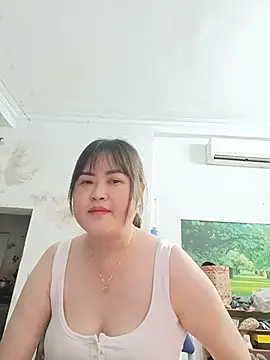 Snapshot of Kee-kimlee chatting on 19, 5, 2026 Kee-kimlee online show from 19, 5, 2026