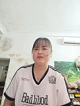 Snapshot of Kee-kimlee chatting on 29, 5, 2026 Kee-kimlee online show from 29, 5, 2026