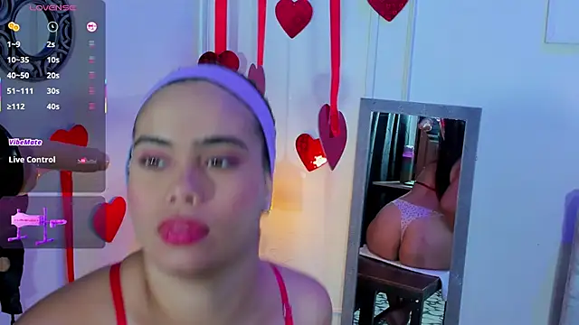 Snapshot of emily_prettygirl chatting on 21, 2, 2026 emily prettygirl online show from 21, 2, 2026