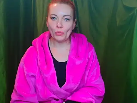 Milana9732 online show from 13, 4, 2026