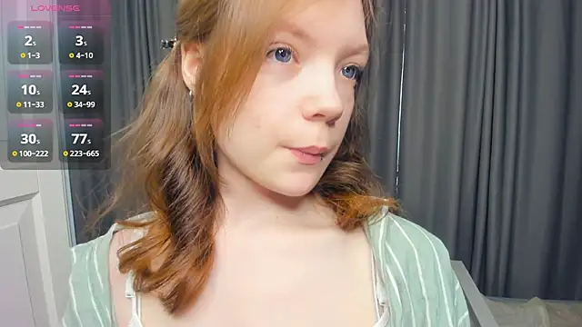 Snapshot of LavenderMitten chatting on 15, 6, 2026 LavenderMitten online show from 15, 6, 2026