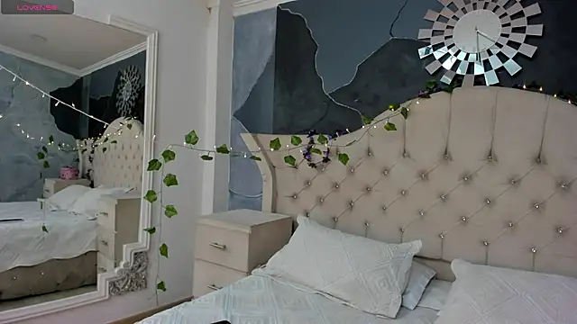 DulcePrince  online show from 2, 4, 2026