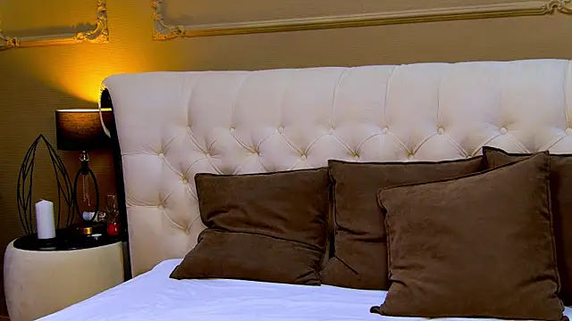 YourSweetArya online show from 26, 3, 2026