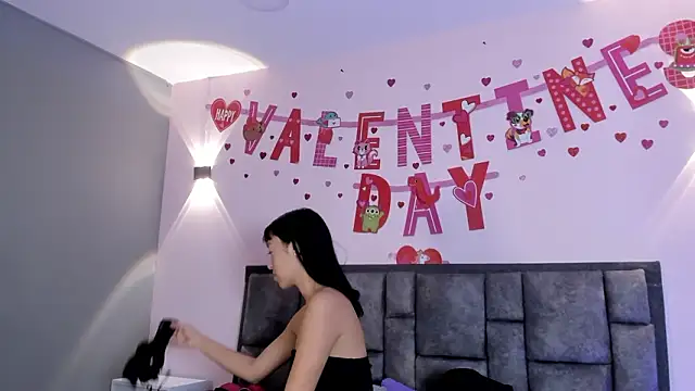 PeytonLouise online show from 17, 2, 2026