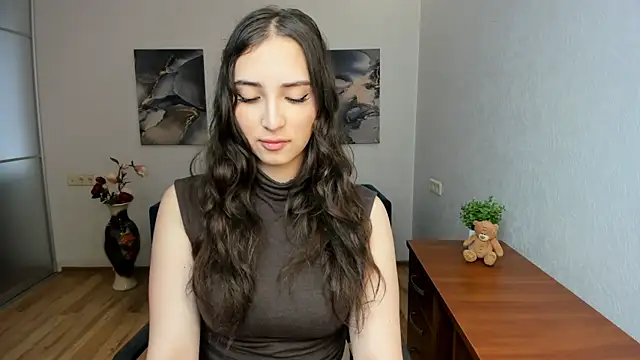 Snapshot of Effy_Royse chatting on 10, 5, 2026 Effy Royse online show from 10, 5, 2026