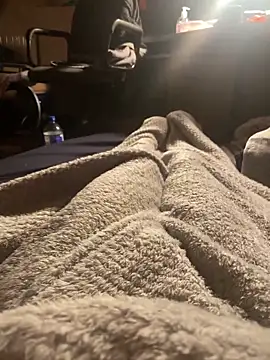 Snapshot of Riwwil chatting on 10, 2, 2026 Riwwil online show from 10, 2, 2026