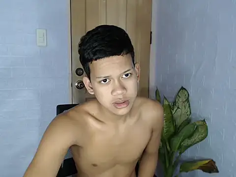 Snapshot of UrAsian_Turjak chatting on 19, 2, 2026 UrAsian Turjak online show from 19, 2, 2026