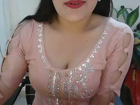 Snapshot of _chitranshi chatting on 8, 6, 2026 chitranshi online show from 8, 6, 2026