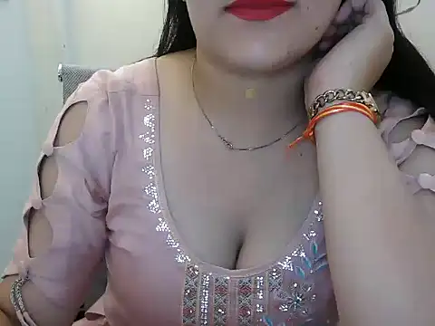 Snapshot of _chitranshi chatting on 4, 8, 2026 chitranshi online show from 4, 8, 2026