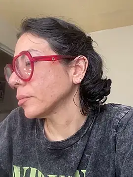 Snapshot of JeanneDuval8888 chatting on 16, 5, 2026 JeanneDuval8888 online show from 16, 5, 2026