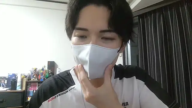 Snapshot of raitokun5555 chatting on 8, 7, 2026 raitokun5555 online show from 8, 7, 2026