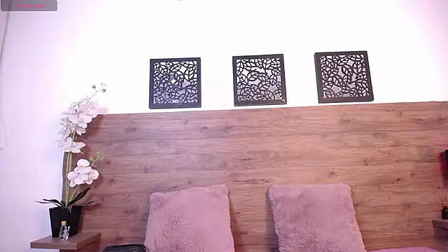 Shanna Wells online show from 12, 2, 2026