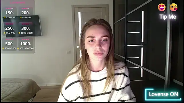  julia wonderful  online show from 13, 4, 2026