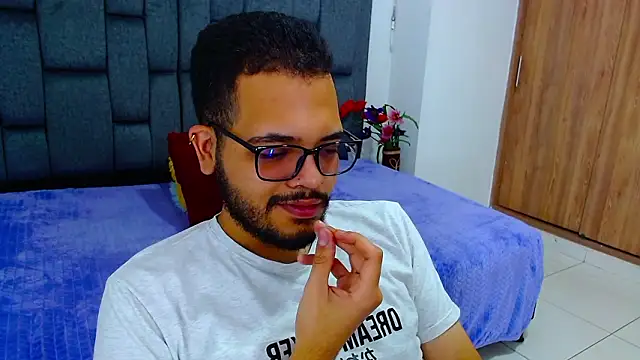 J black  online show from 26, 2, 2026