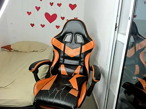 Snapshot of RYAN_MYEARZ__ chatting on 1, 3, 2026 RYAN MYEARZ online show from 1, 3, 2026