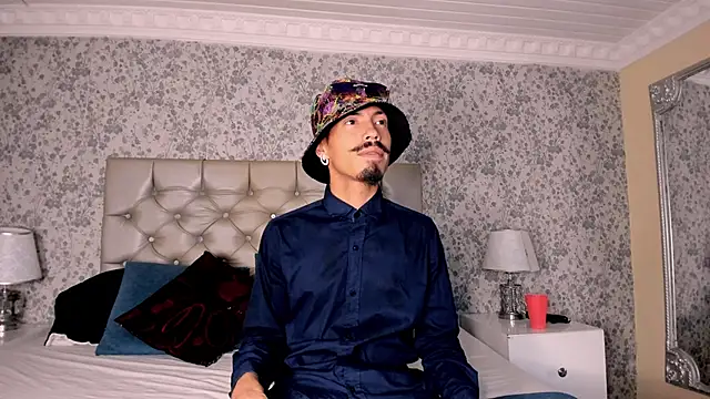 NoaahTylor online show from 1, 4, 2026