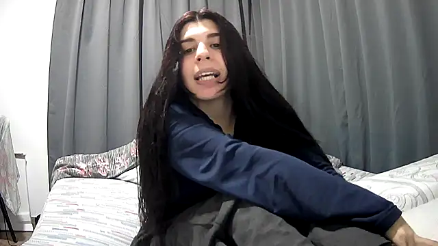 Snapshot of violetazein7 chatting on 25, 5, 2026 violetazein7 online show from 25, 5, 2026