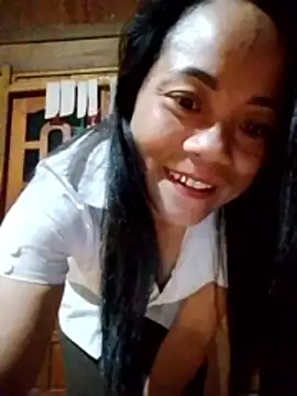 Snapshot of molly-xx chatting on 13, 5, 2026 molly-xx online show from 13, 5, 2026