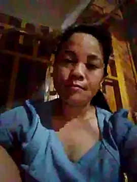 Snapshot of molly-xx chatting on 4, 7, 2026 molly-xx online show from 4, 7, 2026