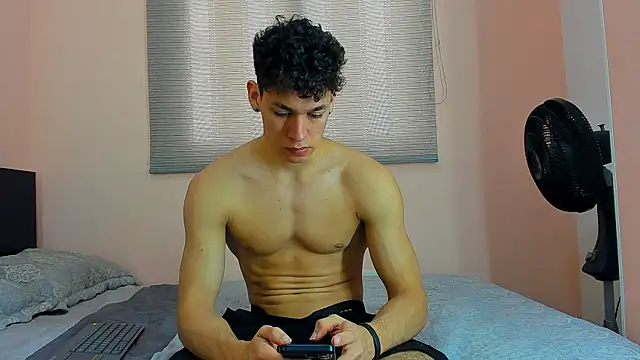 Snapshot of Muscle__Myke chatting on 20, 2, 2026 Muscle Myke online show from 20, 2, 2026