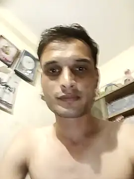 Beinghorny83 online show from 14, 2, 2026