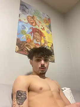 Snapshot of benriskey12 chatting on 27, 2, 2026 benriskey12 online show from 27, 2, 2026