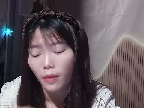 Girl-crazy1 online show from 8, 3, 2026