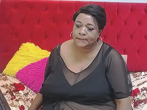 BustyQueenXXL online show from 19, 2, 2026